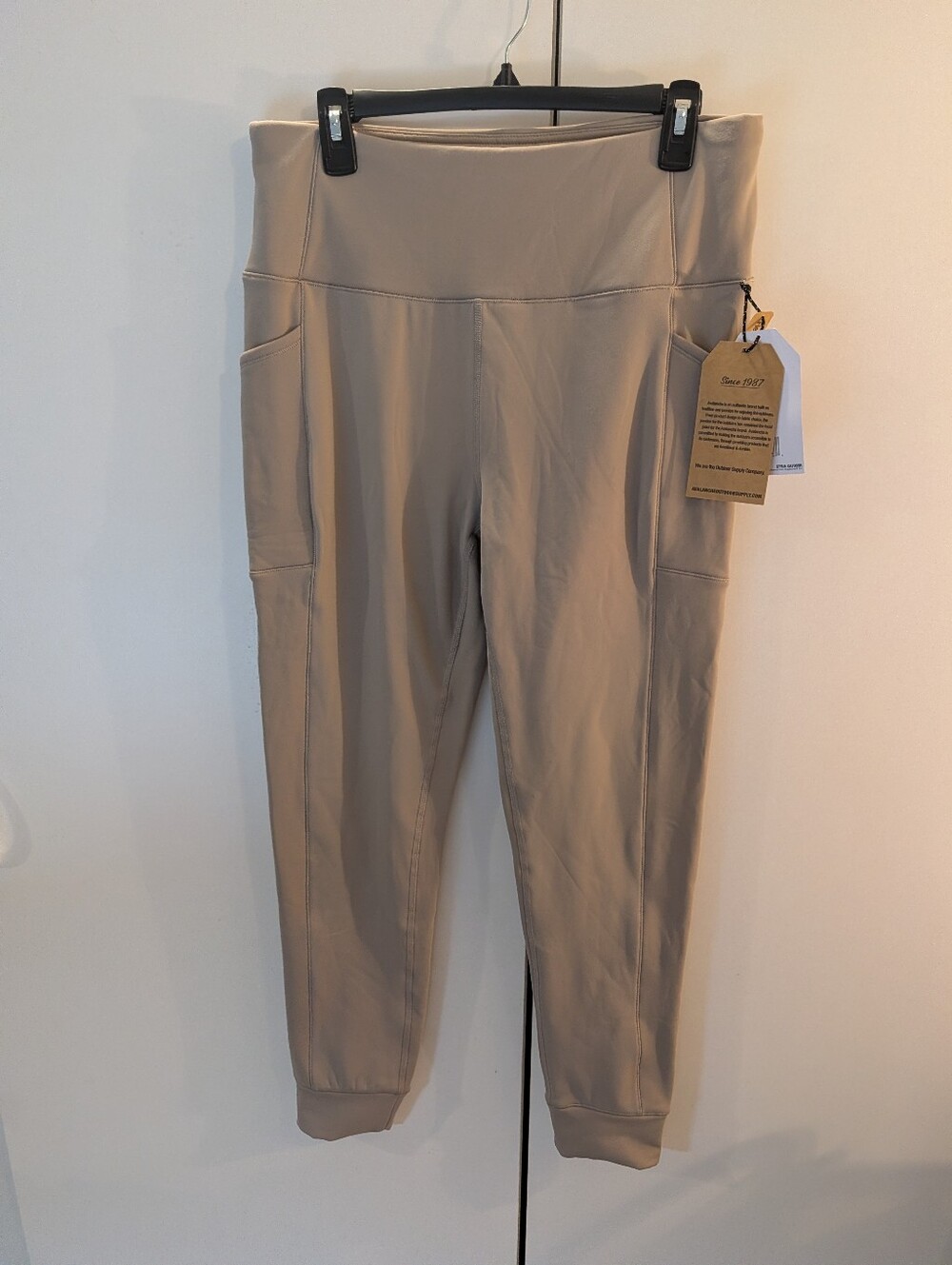 Avalanche Woman's XL Fleece High-Rise Pocket Jogger Pants - Taupe NWT